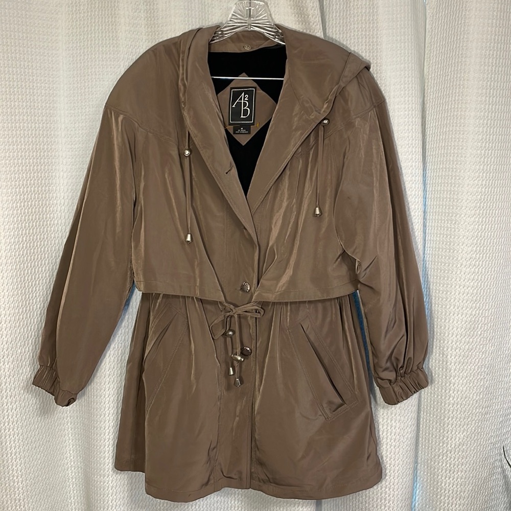 A2B Tan coat.  sz M